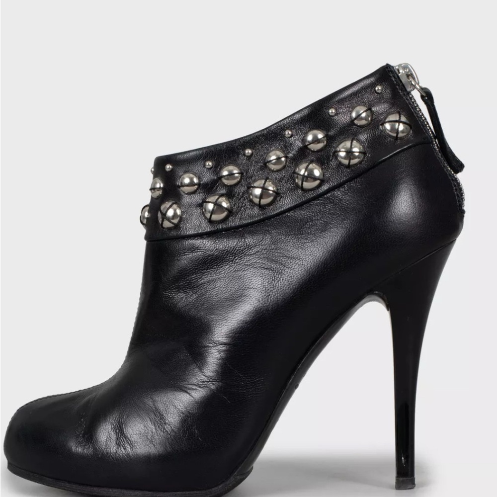 Giuseppe Zanotti/Studded Black Leather Ankle Boots/Size 7.5